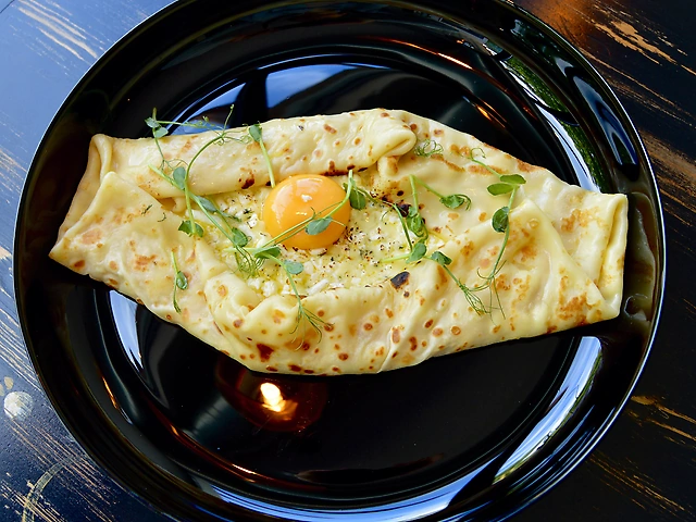 Млинець по-аджарськи