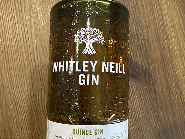 Джин WHITLEY NEILL Quince Gin