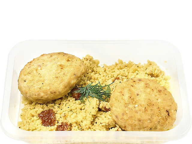 Котлети рибні з кус кусом
