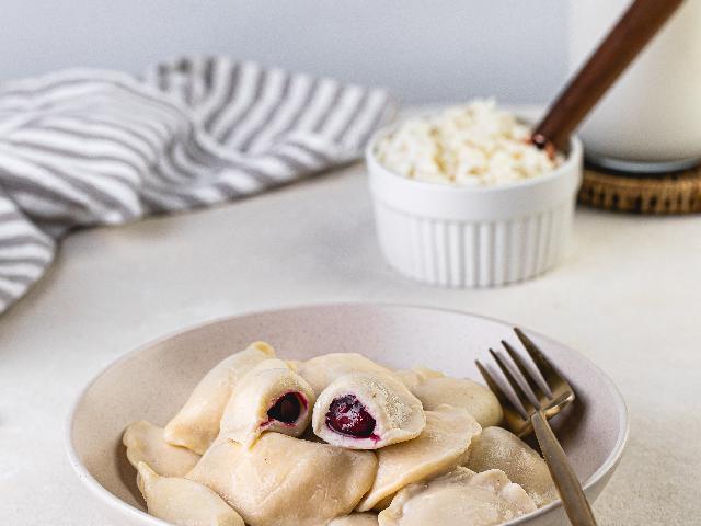 Вареники з вишнею