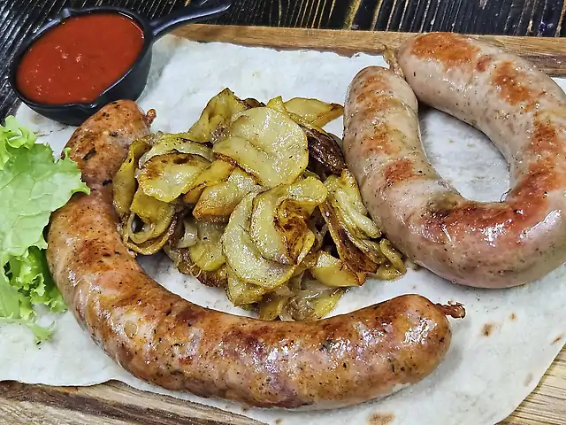 Ковбаски на двох