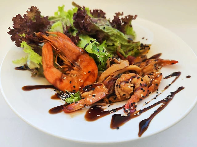 Salad with seafood