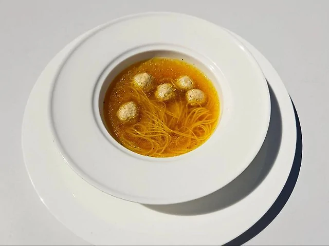 Chicken soup with meatballs