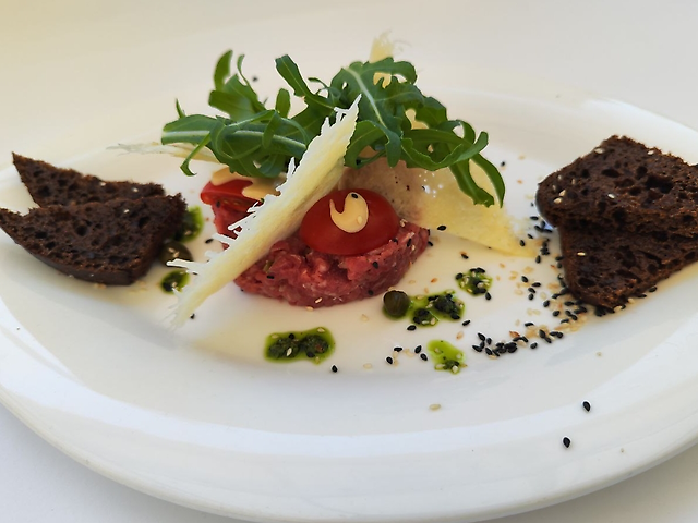 Veal tartare