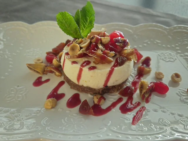 Чізкейк фруктово-горіховий