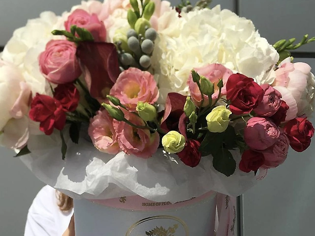 Букет в шляпній коробці 