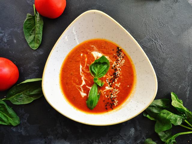 Томатно - базиликовый суп