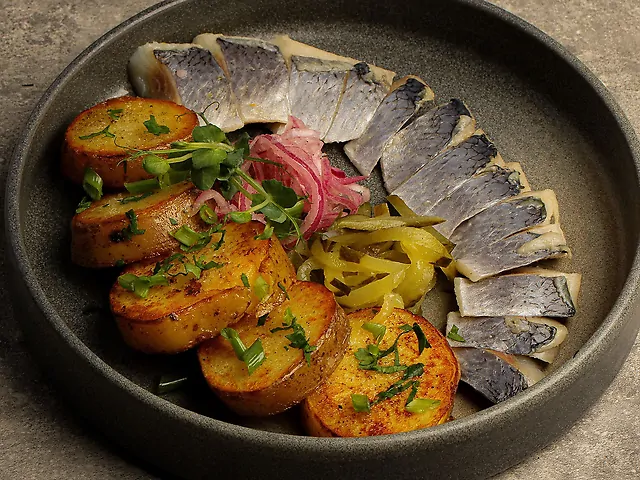 Оселедець з картоплею