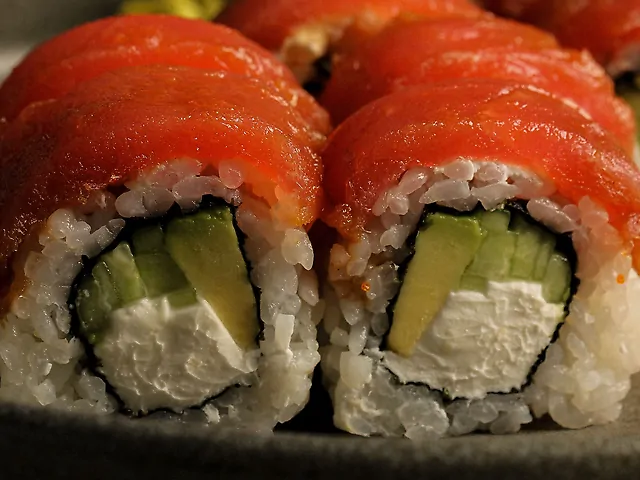 Філадельфія з маринованим тунцем