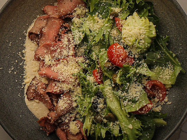 Салат з ростбіфом