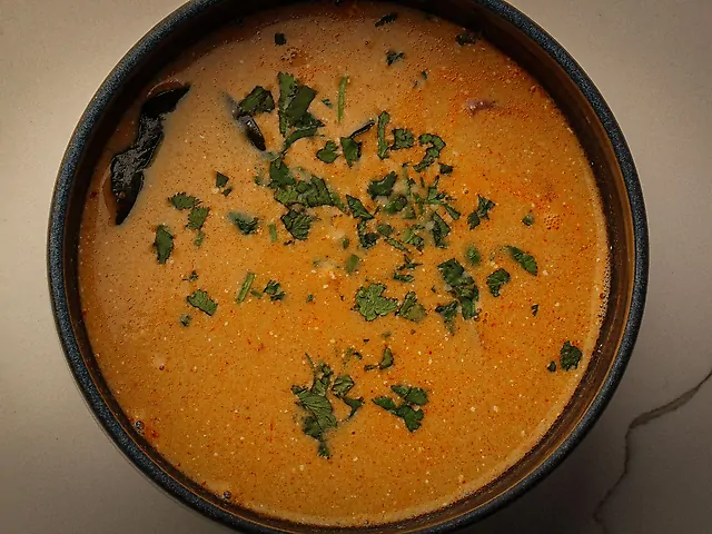 Том Ям Кунг