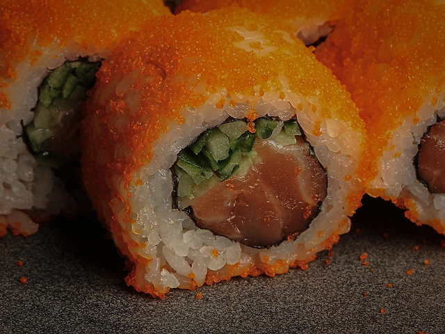 Каліфорнія з лососем у ікрі