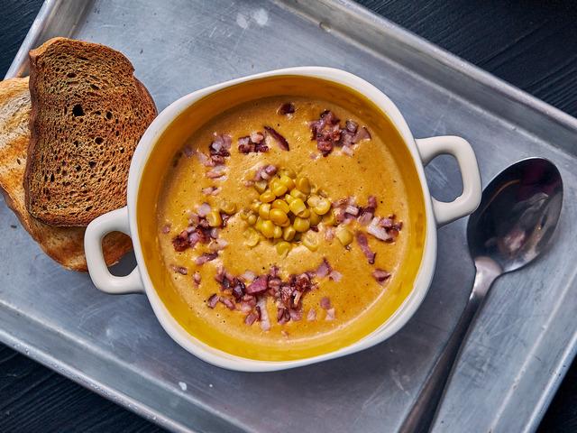 Суп сырный с сладкой кукурузой