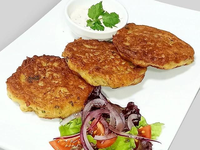 Деруни по-кавказски зі свининою