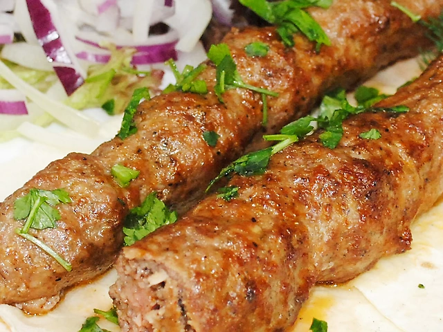 Люля-кебаб зі свинини