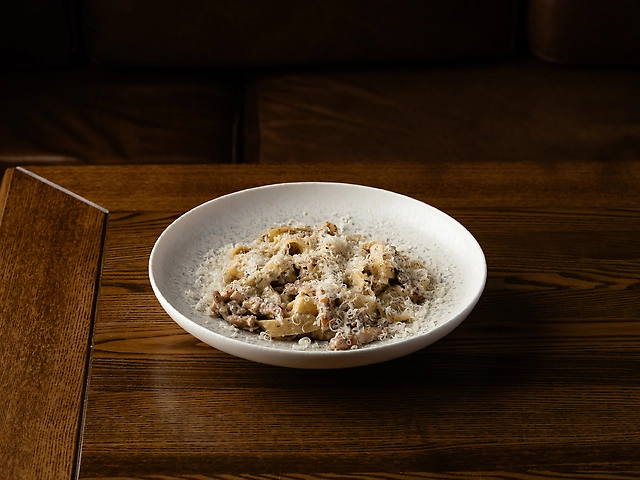 Фетучіні з беконом та трюфелем