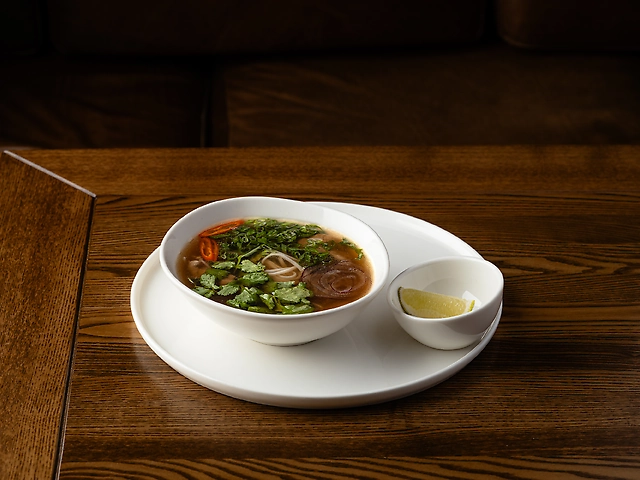 Схоже на Фо Бо