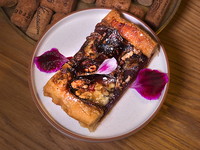 Тарта з грушею