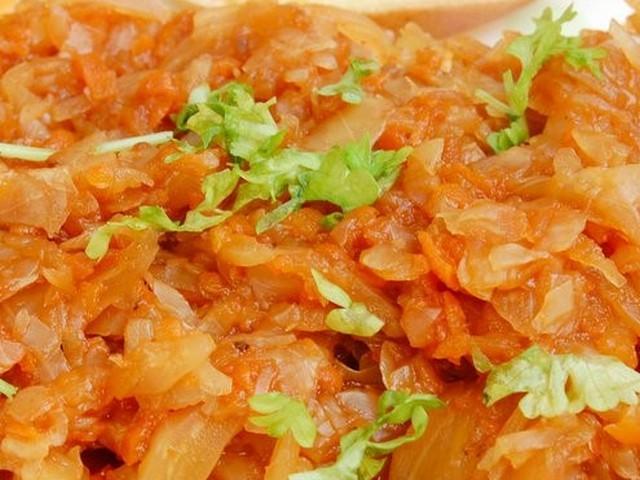 Капуста тушкована