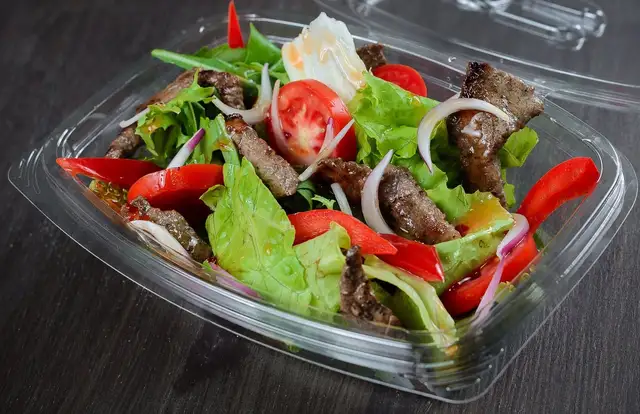 САЛАТ З ТЕЛЯТИНОЮ