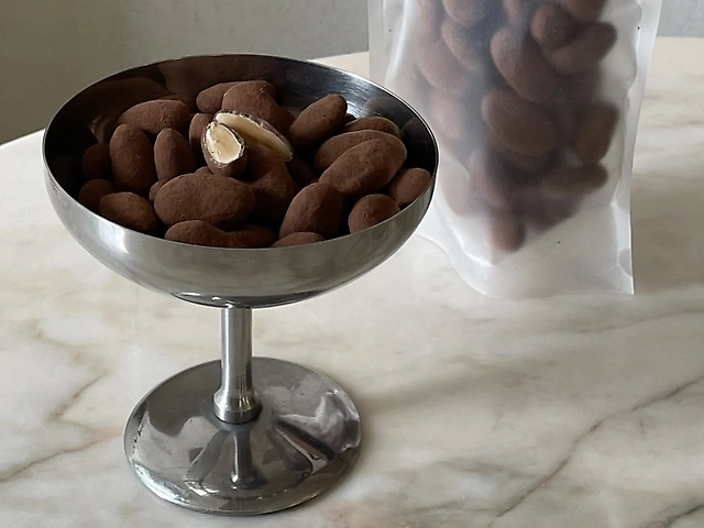 Мигдаль в молочному шоколаді трюфель 100g.