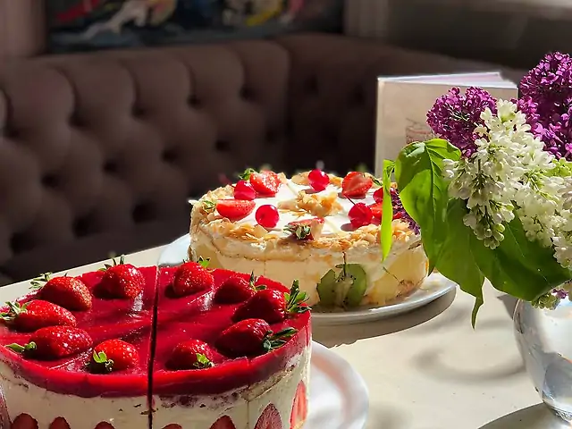 Віденський фрізье полуничний