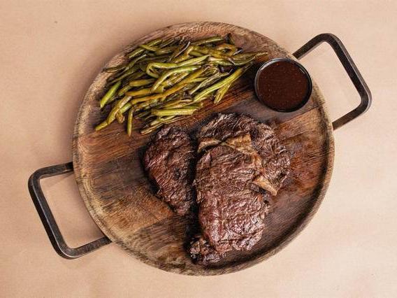 Яловичий антрекот