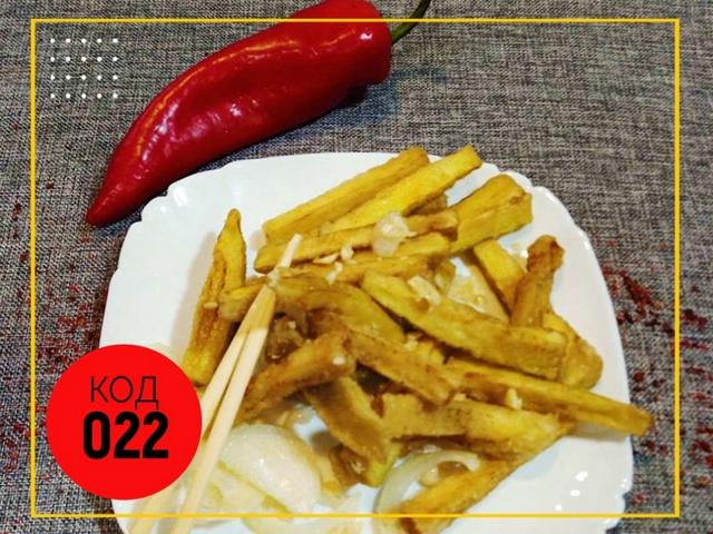 022 Салат з хрустких баклажан з цибулею та часником