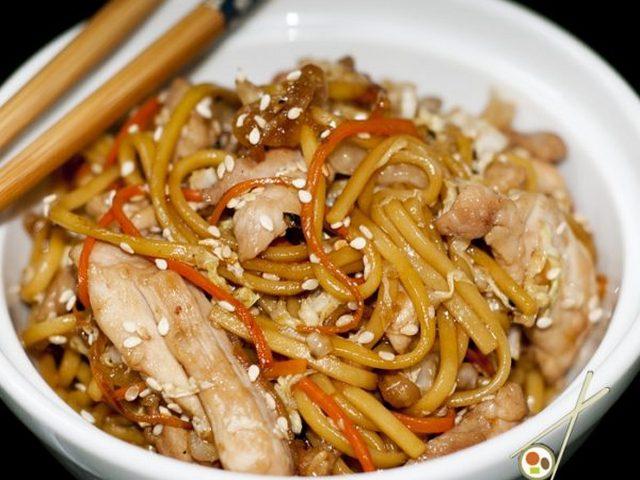 Лапша Рамен с курицей