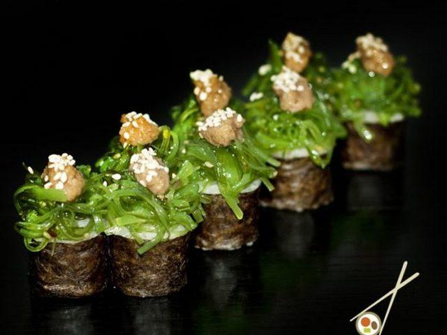 Ролл Хияши маки