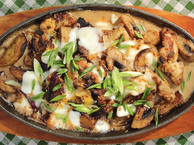 Сковорідка з куркою