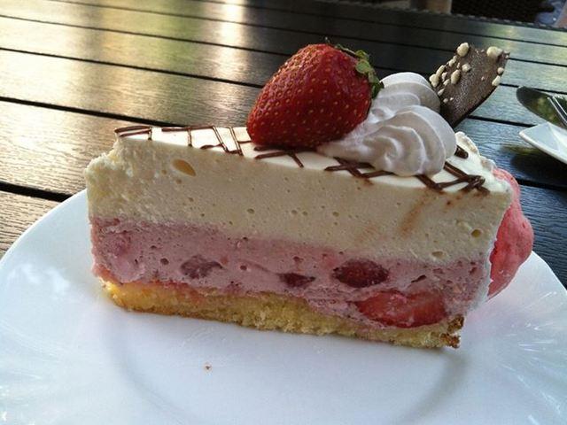 Торт Мулен Руж