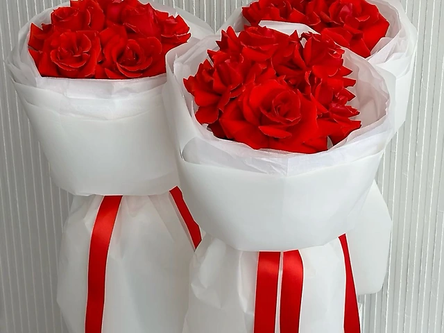 Букет 5 французьких троянд