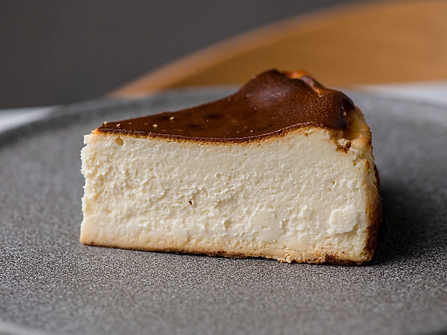 Чізкейк баскський