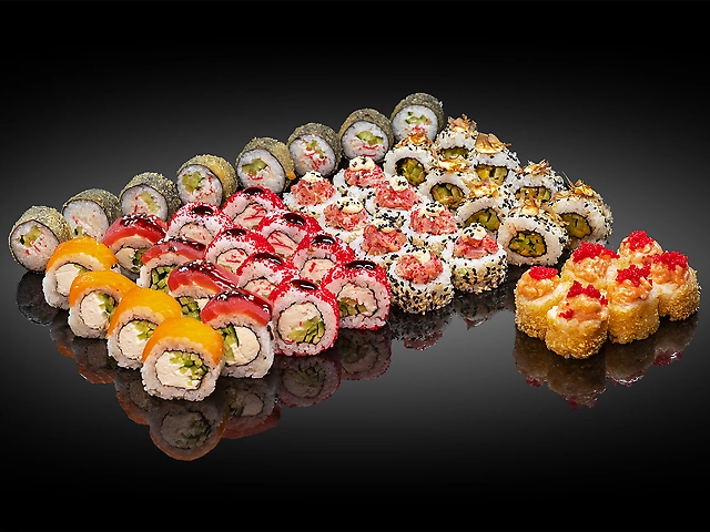 Сет Бенто бокс 1,4 кг+рол у подарунок