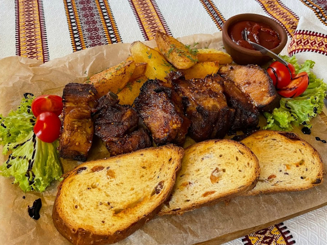 Свині реберця "Барбек'ю"