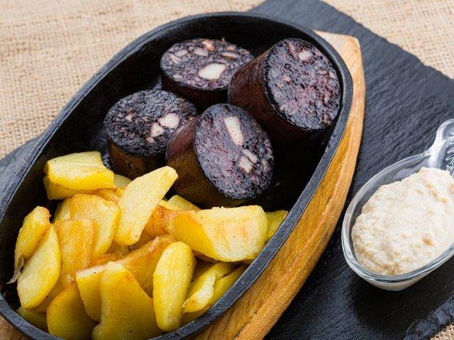 Домашні ковбаси - Кров`янка