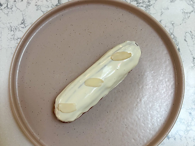 Vanilla Eclair