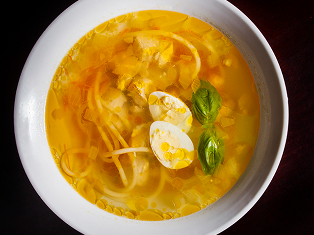 Курячий суп з пастою