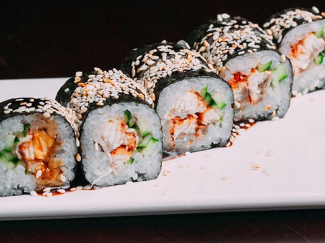 Ролл Унаги Рору