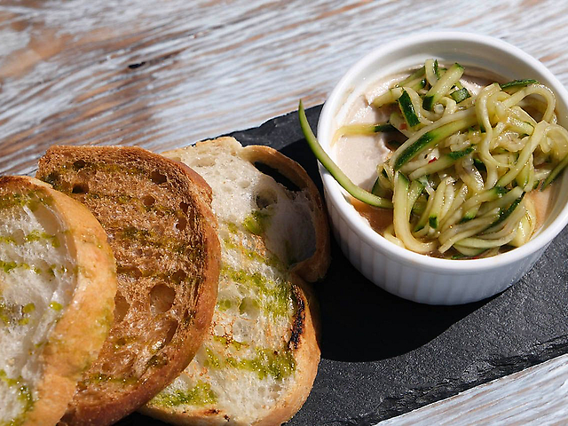 Паштет из копченой скумбрии