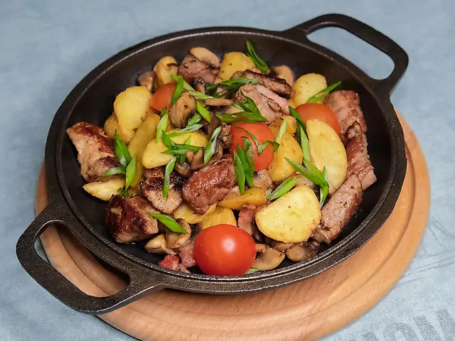 Горячая Сковородка со свининой