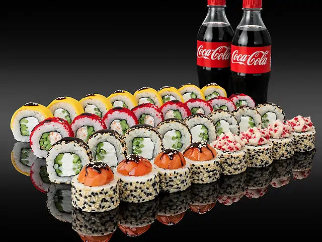 Комбо набір Квітня сет 1 кг+Coca Cola 2 шт