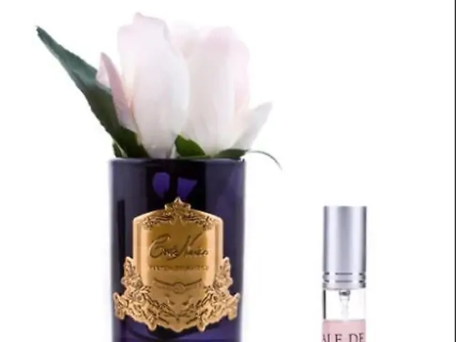 Rose Bud in Blackl- Pink Blush