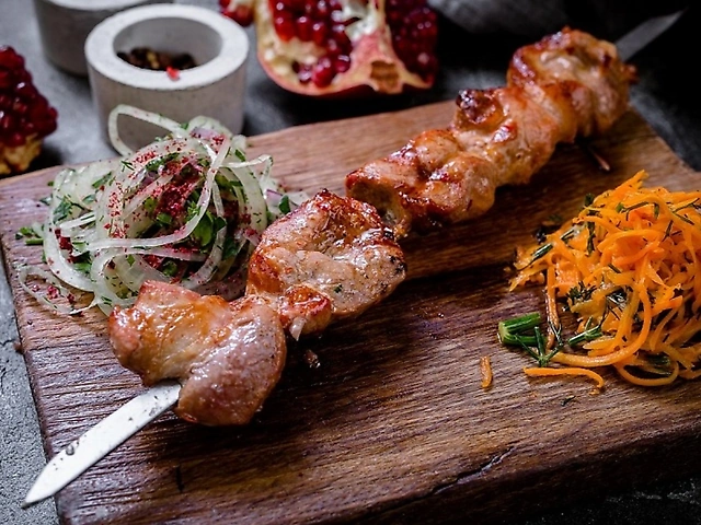 Шашлык из свиной шеи