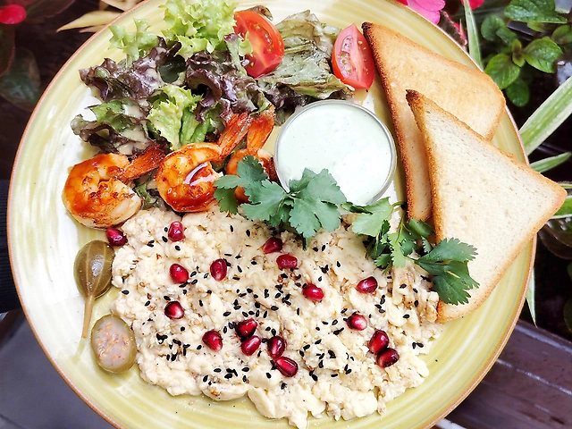 Скрембл з креветкою