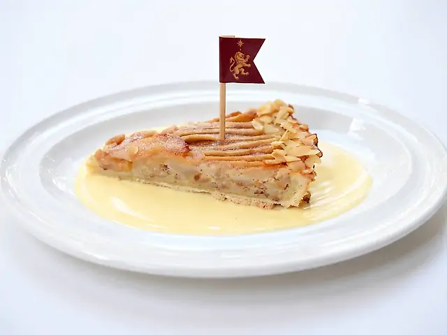 Пиріг груша  мигдаль