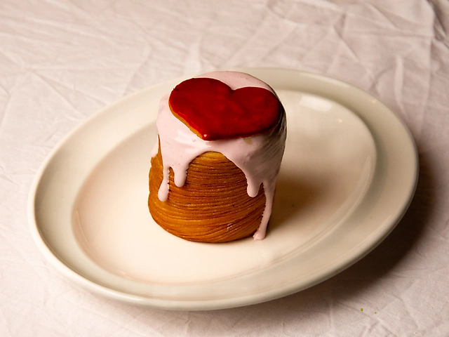 Циліндр із серцем