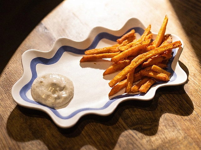 Батат фрі з трюфельним соусом