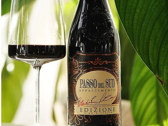 Tagaro Passo del Sud Edizione Appassimento Vino Rosso dItalia IТАЛIЯ